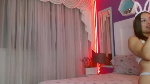 Snapshot of ivyy_crystal chatting on 01/07/25, 12:09 Ivy online show from 01/07/25, 12:09