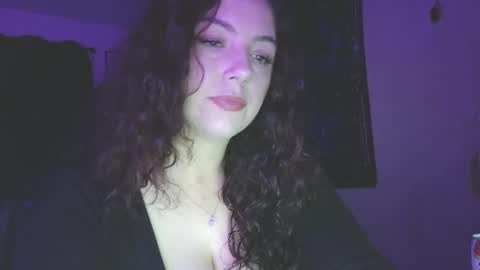 Amiee online show from 11/20/25, 01:50