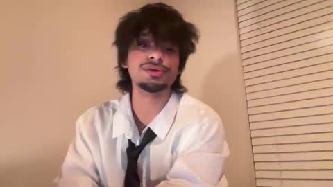 Snapshot of iwannabeagarden chatting on 10/28/25, 02:26 N online show from 10/28/25, 02:26