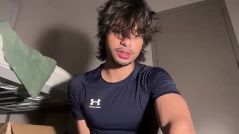 Snapshot of iwannabeagarden chatting on 10/29/25, 03:31 N online show from 10/29/25, 03:31