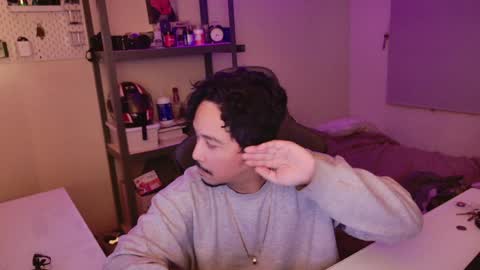 Snapshot of iwasd3nse chatting on 12/20/24, 03:25 iwasd3nse online show from 12/20/24, 03:25