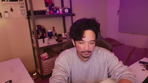 Snapshot of iwasd3nse chatting on 12/20/24, 06:29 iwasd3nse online show from 12/20/24, 06:29