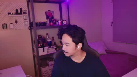 Snapshot of iwasd3nse chatting on 12/21/24, 06:09 iwasd3nse online show from 12/21/24, 06:09