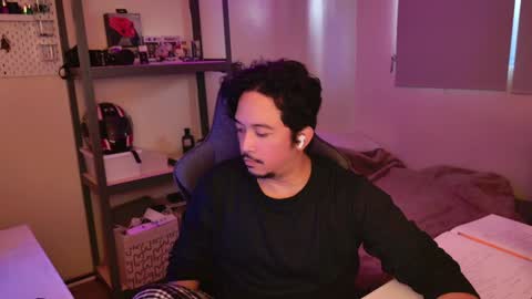 Snapshot of iwasd3nse chatting on 01/21/25, 08:11 iwasd3nse online show from 01/21/25, 08:11