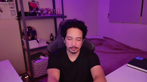 Snapshot of iwasd3nse chatting on 01/24/25, 04:59 iwasd3nse online show from 01/24/25, 04:59