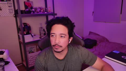 Snapshot of iwasd3nse chatting on 01/25/25, 08:31 iwasd3nse online show from 01/25/25, 08:31