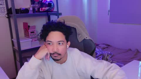 Snapshot of iwasd3nse chatting on 02/04/25, 08:38 iwasd3nse online show from 02/04/25, 08:38