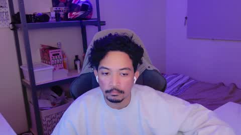 Snapshot of iwasd3nse chatting on 02/05/25, 02:29 iwasd3nse online show from 02/05/25, 02:29