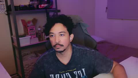 Snapshot of iwasd3nse chatting on 02/16/25, 02:10 iwasd3nse online show from 02/16/25, 02:10