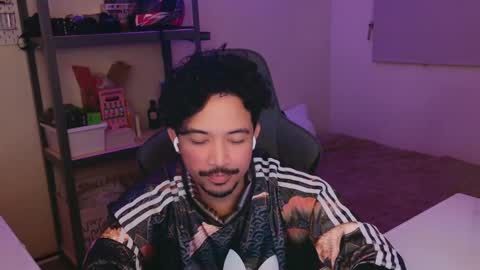 Snapshot of iwasd3nse chatting on 02/18/25, 05:31 iwasd3nse online show from 02/18/25, 05:31