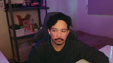 Snapshot of iwasd3nse chatting on 02/19/25, 04:22 iwasd3nse online show from 02/19/25, 04:22