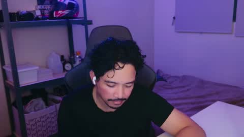 Snapshot of iwasd3nse chatting on 03/05/25, 02:12 iwasd3nse online show from 03/05/25, 02:12