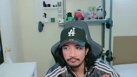 Snapshot of iwasd3nse chatting on 03/25/26, 04:18 iwasd3nse online show from 03/25/26, 04:18