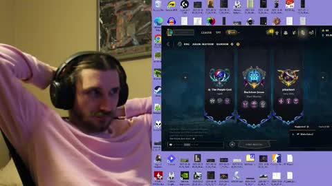 Snapshot of iwhitesmurf chatting on 12/20/25, 10:11 iwhitesmurf online show from 12/20/25, 10:11