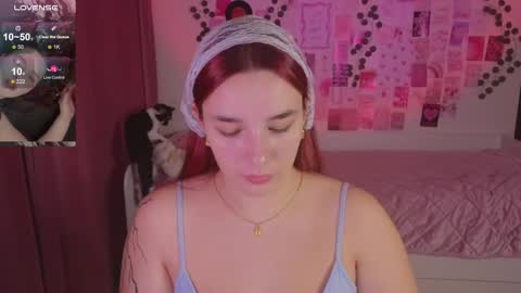 Snapshot of iwi_wi_wi chatting on 10/19/25, 12:33 Daisy online show from 10/19/25, 12:33