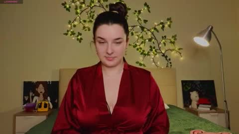 Snapshot of iwi_wi_wi chatting on 03/05/26, 11:01 Daisy online show from 03/05/26, 11:01