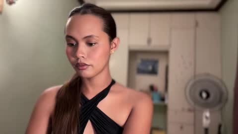 divaonopka online show from 04/04/26, 01:08