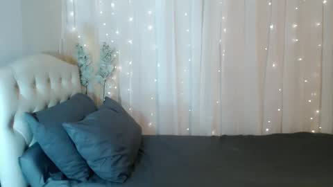 Red online show from 09/28/25, 06:57