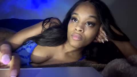 iysisfv online show from 02/12/25, 07:44