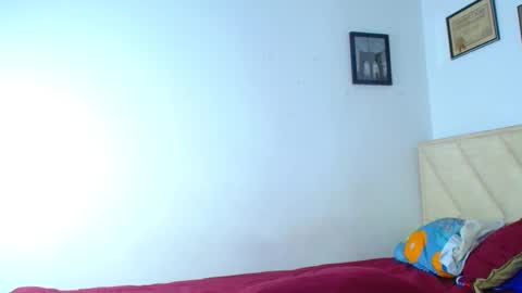 izaack online show from 11/25/25, 03:39