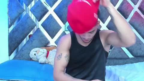 izaack online show from 01/11/26, 04:12