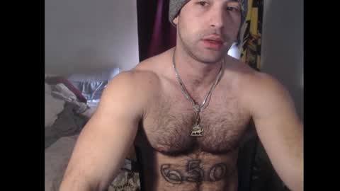 Snapshot of izak144 chatting on 02/16/25, 05:37 izak144 online show from 02/16/25, 05:37