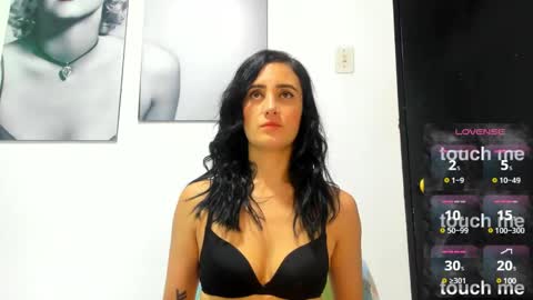 Izzy online show from 03/09/25, 12:53