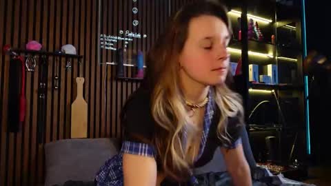 Izzy Inked online show from 03/16/26, 06:23