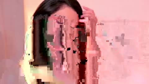 izzy_laurent online show from 05/05/26, 10:51