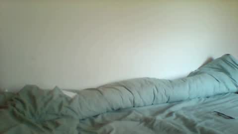 Snapshot of izzy_mchoney chatting on 06/29/26, 01:33 izzy_mchoney online show from 06/29/26, 01:33
