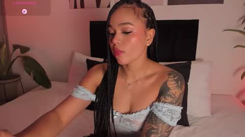 Snapshot of izzy_vega chatting on 02/06/26, 12:15 Izzy vega online show from 02/06/26, 12:15