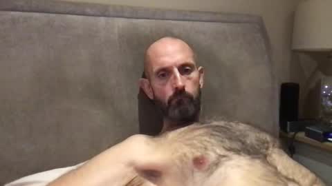 Snapshot of izzysboytoy1 chatting on 11/08/25, 05:12 izzysboytoy1 online show from 11/08/25, 05:12