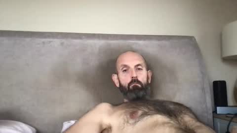 Snapshot of izzysboytoy1 chatting on 11/11/25, 09:42 izzysboytoy1 online show from 11/11/25, 09:42