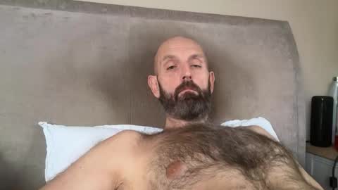 Snapshot of izzysboytoy1 chatting on 12/23/25, 10:46 izzysboytoy1 online show from 12/23/25, 10:46