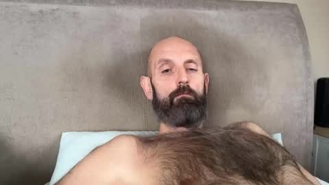 Snapshot of izzysboytoy1 chatting on 01/09/26, 11:24 izzysboytoy1 online show from 01/09/26, 11:24