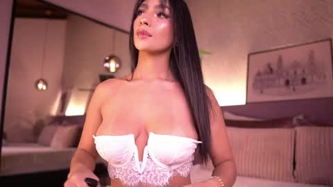 izzywild1 online show from 06/08/26, 11:10