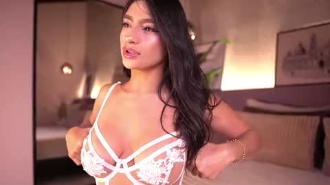 izzywild1 online show from 06/17/26, 11:34