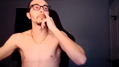 Snapshot of j1277 chatting on 01/21/25, 05:16 Yoursexxyguy online show from 01/21/25, 05:16