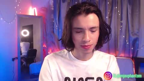 Hey im Jaxxxon check my info     online show from 11/03/25, 09:54