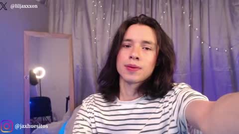 Snapshot of j_a_x_x_x_o_n chatting on 04/21/26, 06:52 Hey im Jaxxxon check my info online show from 04/21/26, 06:52