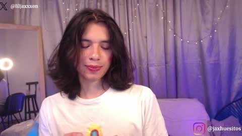 Snapshot of j_a_x_x_x_o_n chatting on 04/27/26, 11:30 Hey im Jaxxxon check my info online show from 04/27/26, 11:30