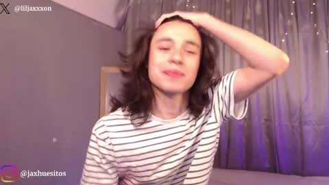 Snapshot of j_a_x_x_x_o_n chatting on 05/04/26, 12:34 Hey im Jaxxxon check my info online show from 05/04/26, 12:34