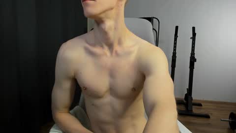 Snapshot of j_akira13 chatting on 02/04/25, 09:28 Danny online show from 02/04/25, 09:28