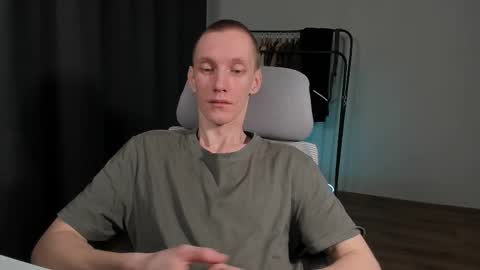 Snapshot of j_akira13 chatting on 02/22/25, 05:24 Danny online show from 02/22/25, 05:24