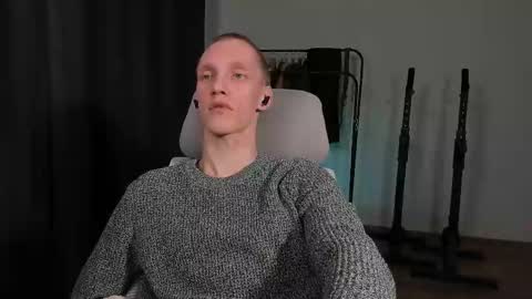 Snapshot of j_akira13 chatting on 02/23/25, 06:28 Danny online show from 02/23/25, 06:28