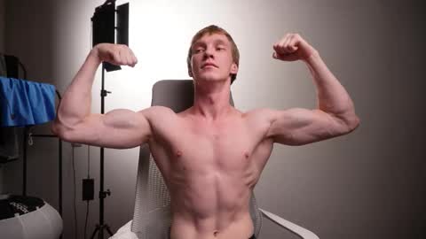 Snapshot of j_akira13 chatting on 11/11/25, 05:18 Danny online show from 11/11/25, 05:18