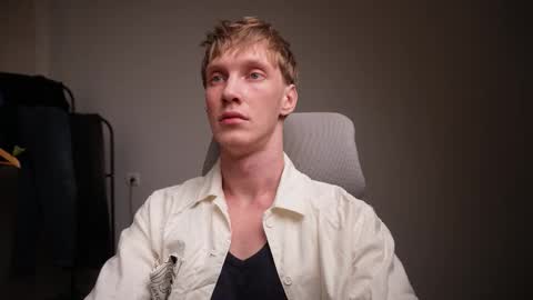 Snapshot of j_akira13 chatting on 02/10/26, 05:00 Danny online show from 02/10/26, 05:00