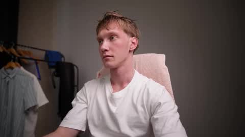 Snapshot of j_akira13 chatting on 02/18/26, 07:04 Danny online show from 02/18/26, 07:04