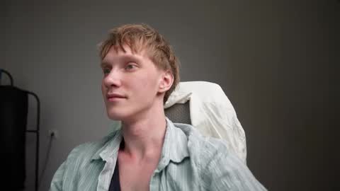 Snapshot of j_akira13 chatting on 03/02/26, 05:08 Danny online show from 03/02/26, 05:08