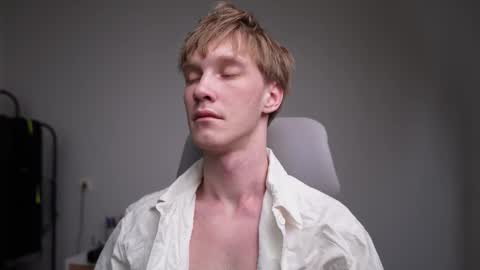 Snapshot of j_akira13 chatting on 03/21/26, 08:52 Danny online show from 03/21/26, 08:52